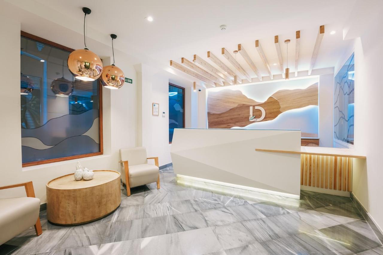Debambu Atarazanas Aparthotel Malaga Luaran gambar