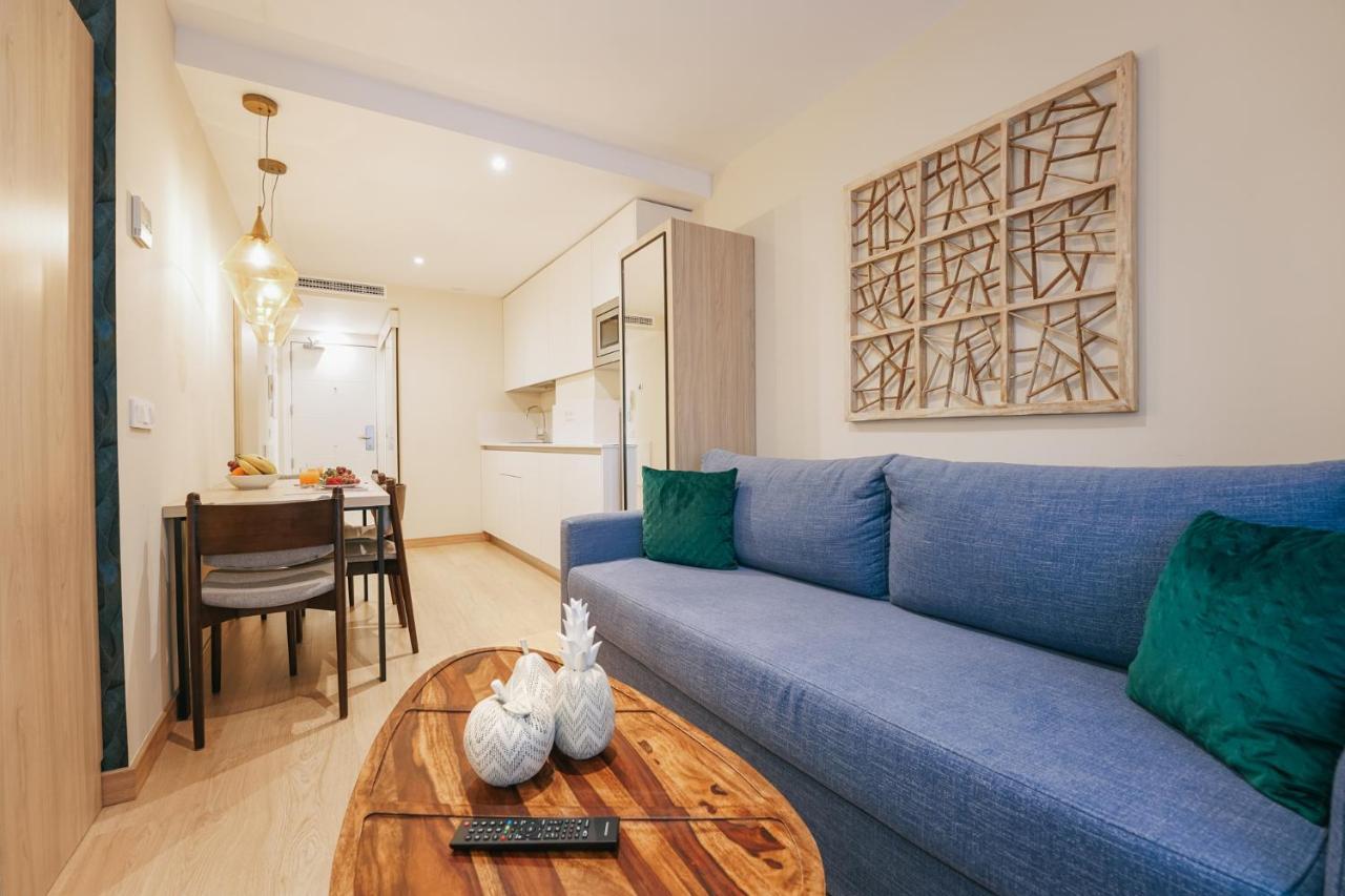 Debambu Atarazanas Aparthotel Malaga Luaran gambar
